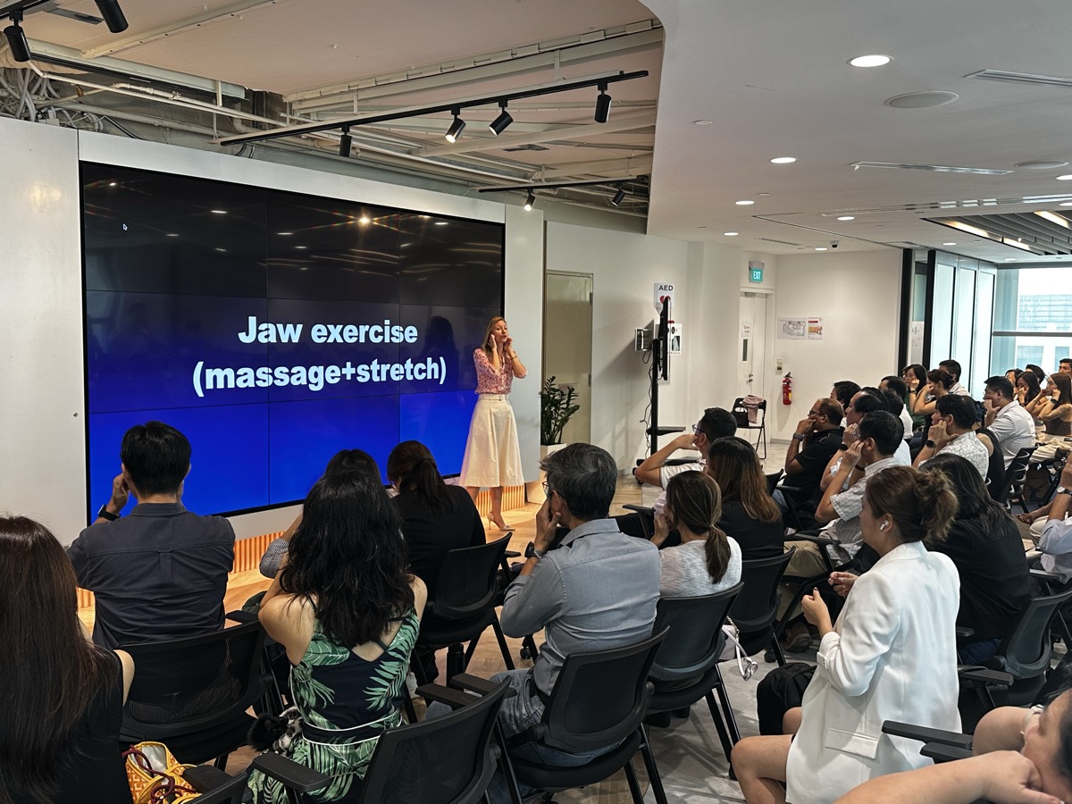 Alisa Amouage coaching session